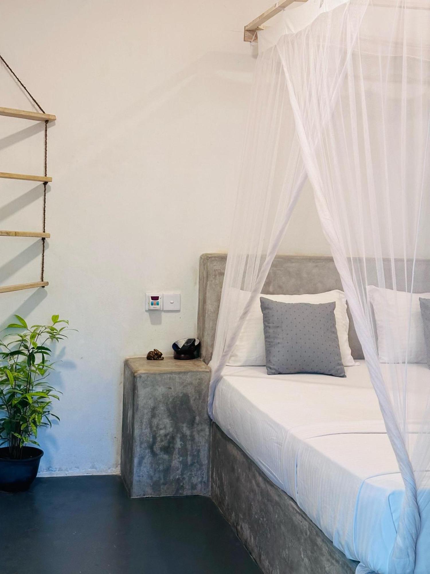 Venora Hiriketiya Bed & Breakfast Dikwella Ngoại thất bức ảnh