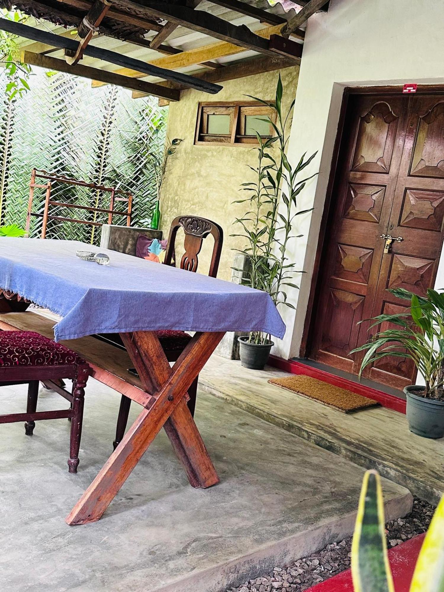 Venora Hiriketiya Bed & Breakfast Dikwella Ngoại thất bức ảnh